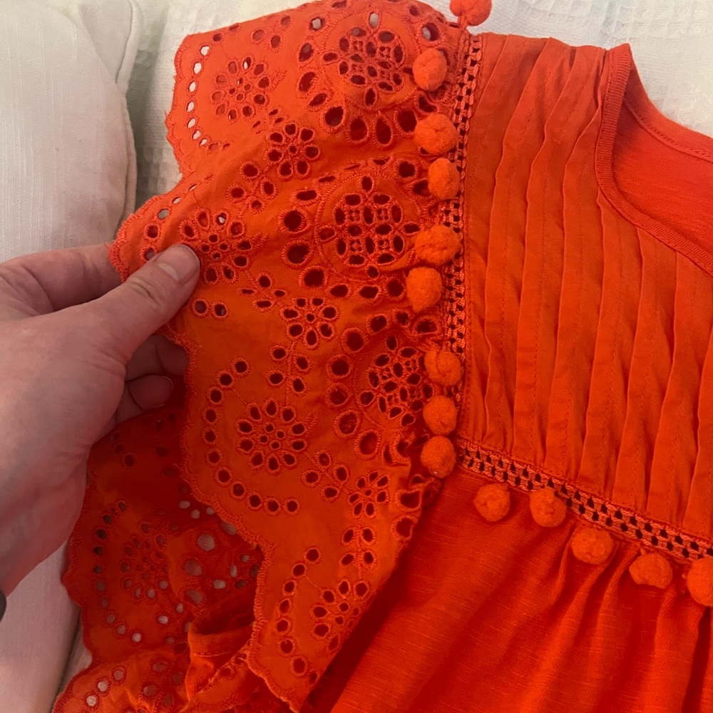 J.Crew Coral Pom Pom T-shirt Size Small - Picture 2 of 4